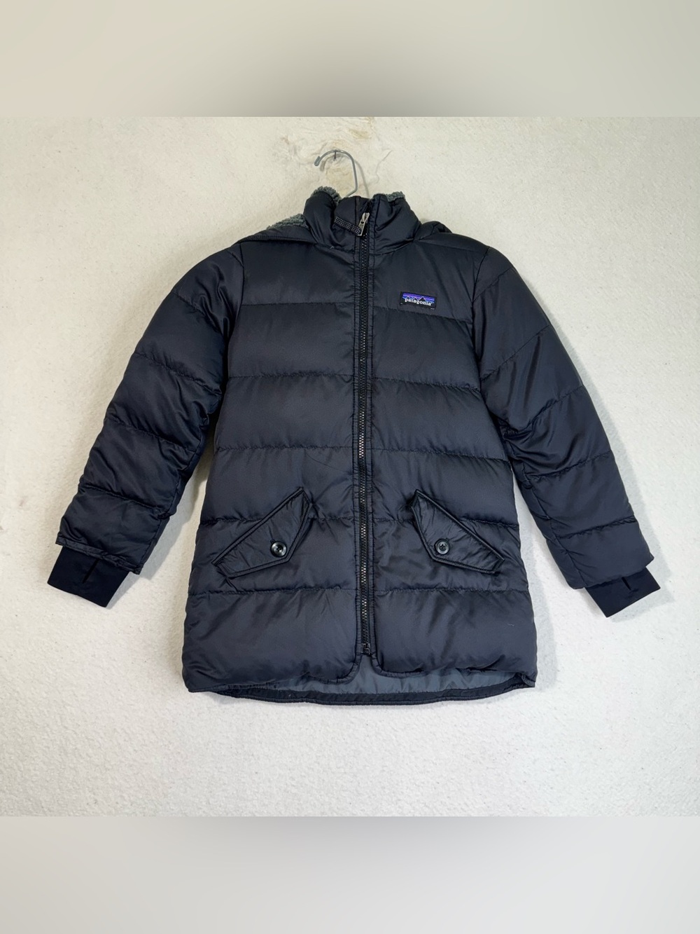 Patagonia Girls XS Black Down Parka Quilted Puffer Coat Hooded Jacket Outerwear